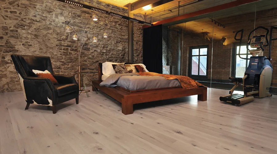 Laminate Flooring in bedroom